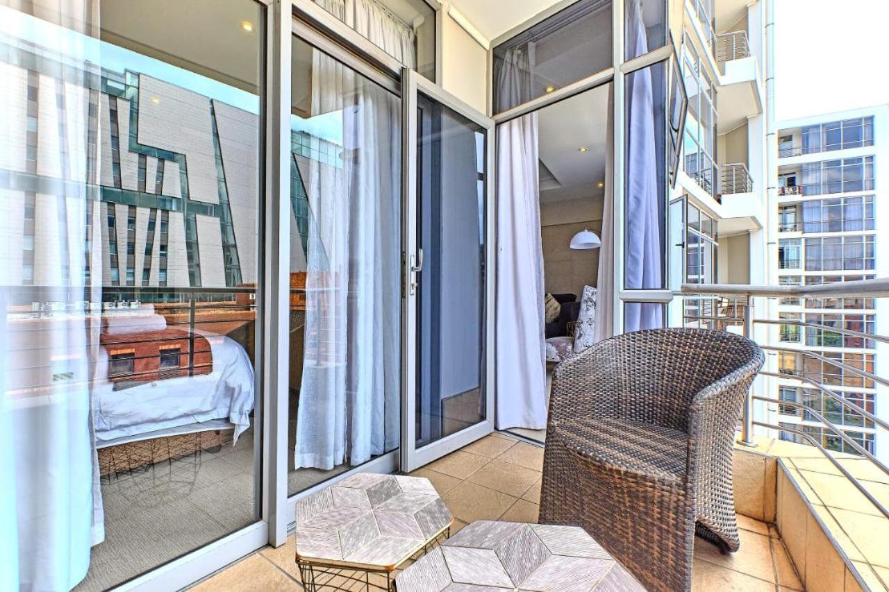 Sandton Serviced Apartments@Hydro Йоханнесбург Номер фото