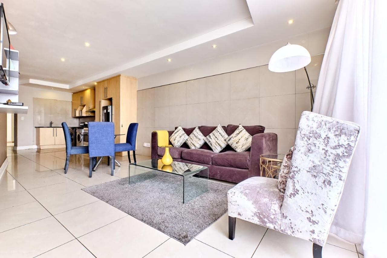 Sandton Serviced Apartments@Hydro Йоханнесбург Номер фото