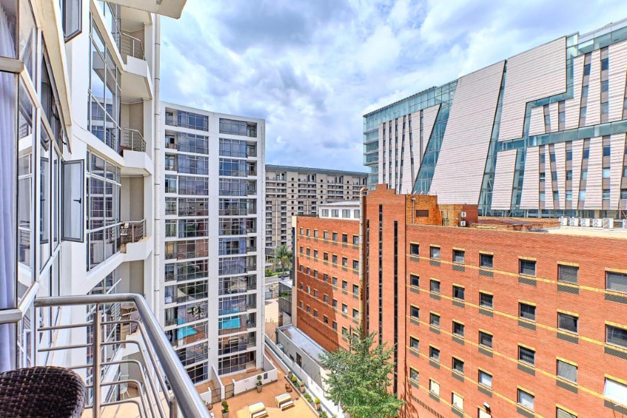 Sandton Serviced Apartments@Hydro Йоханнесбург Номер фото